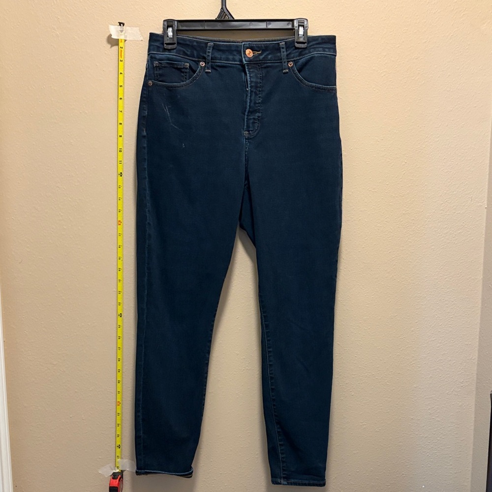 Express Women's Skinny Jeans in Dark Blue